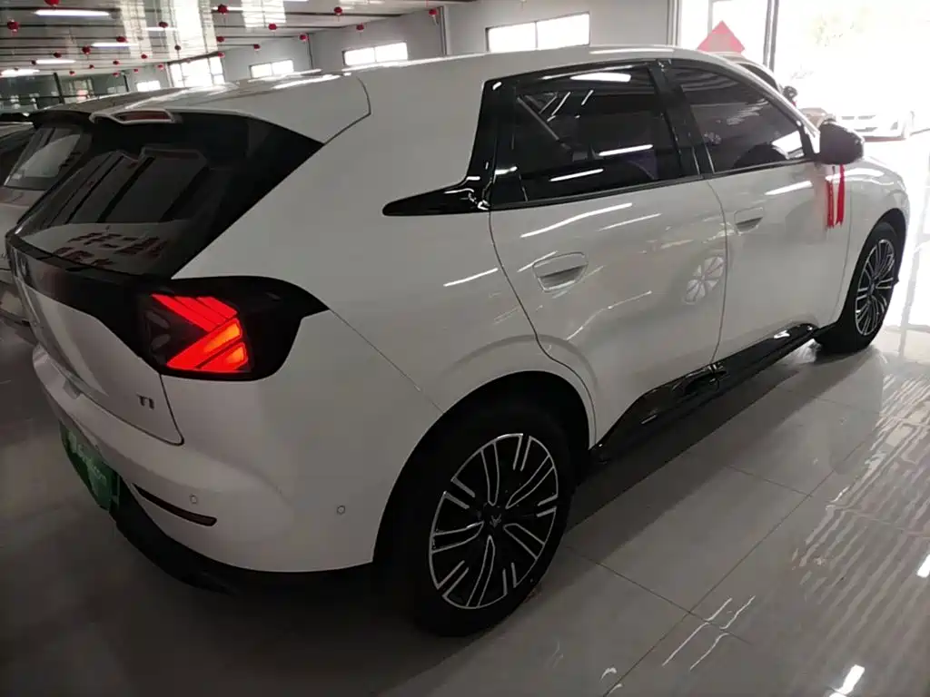 ARCFOX Beta T1 — миниатюра 7