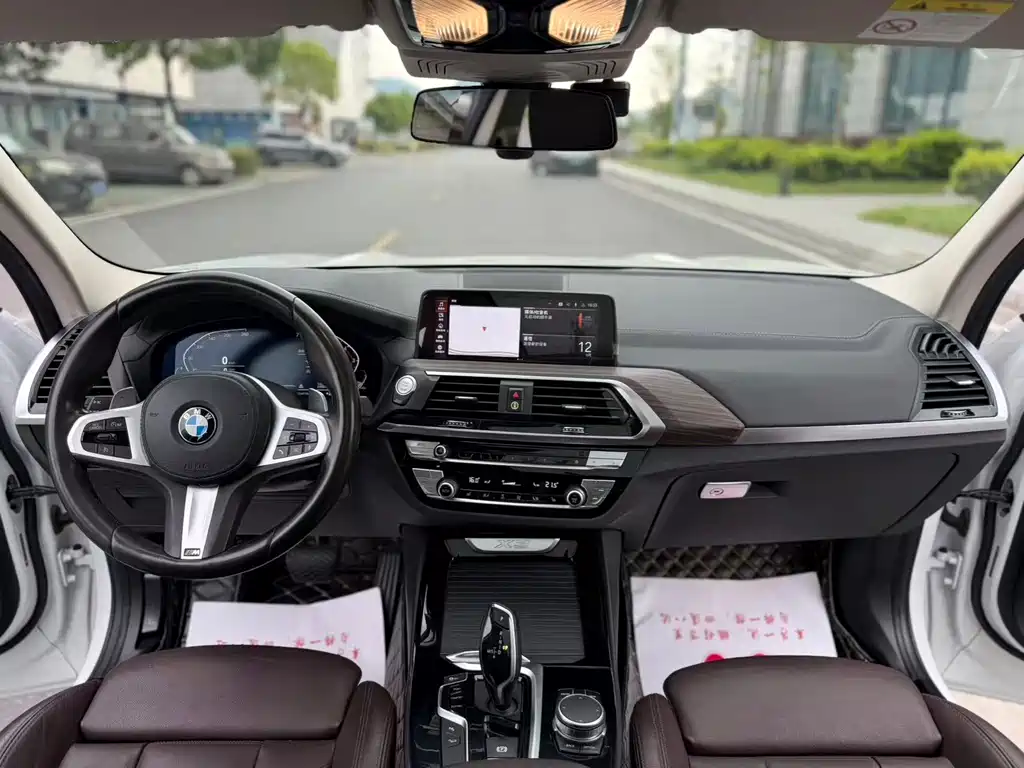 BMW X3 — миниатюра 9