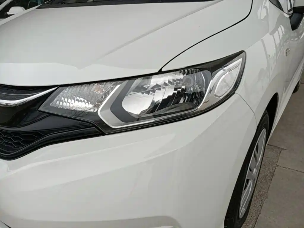 Honda Fit — миниатюра 24