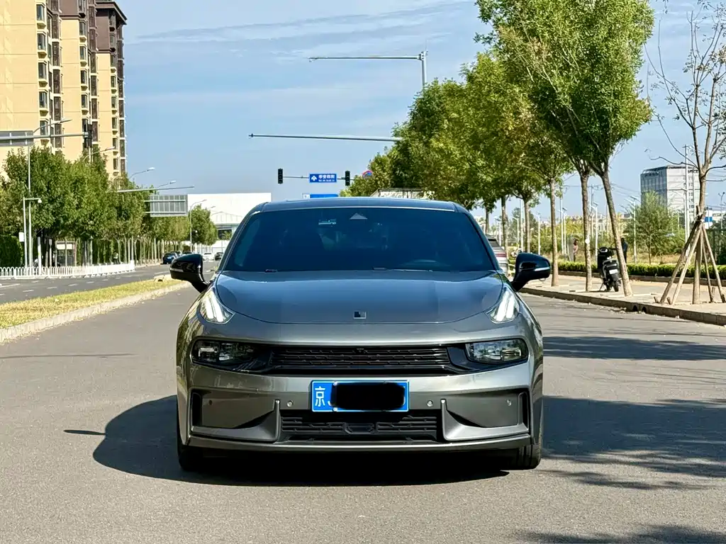 Lynk & Co 03 — миниатюра 2