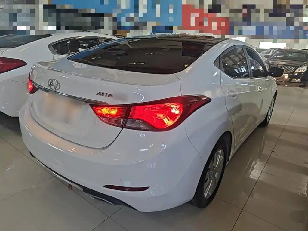 Hyundai Elantra Langdong — миниатюра 7