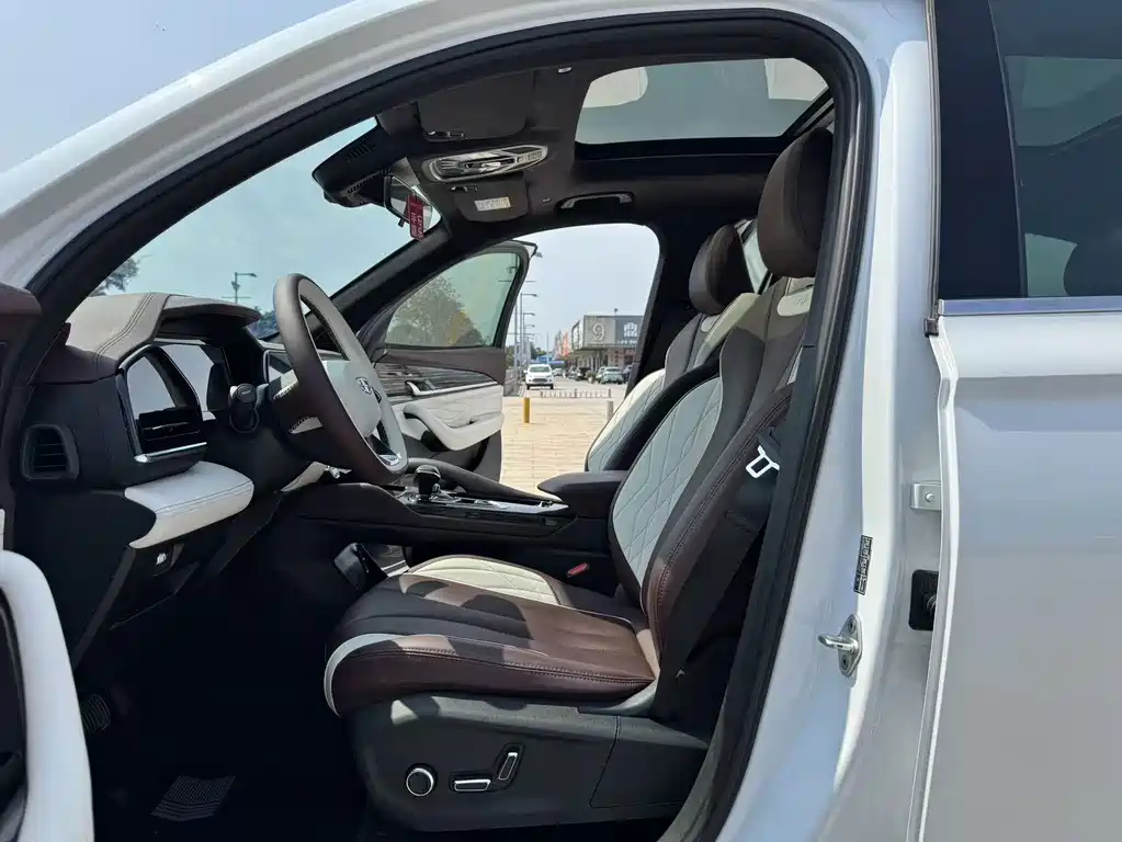 Geely Xingyue L — миниатюра 12