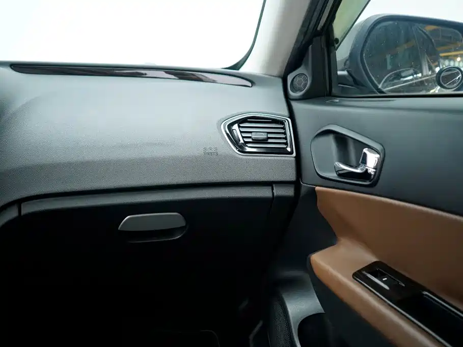 GAC Motor GS5 Super — миниатюра 18