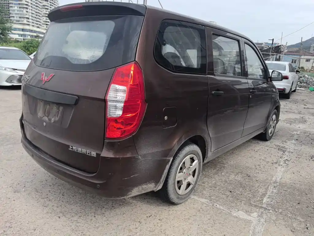 Wuling Hongguang — миниатюра 7