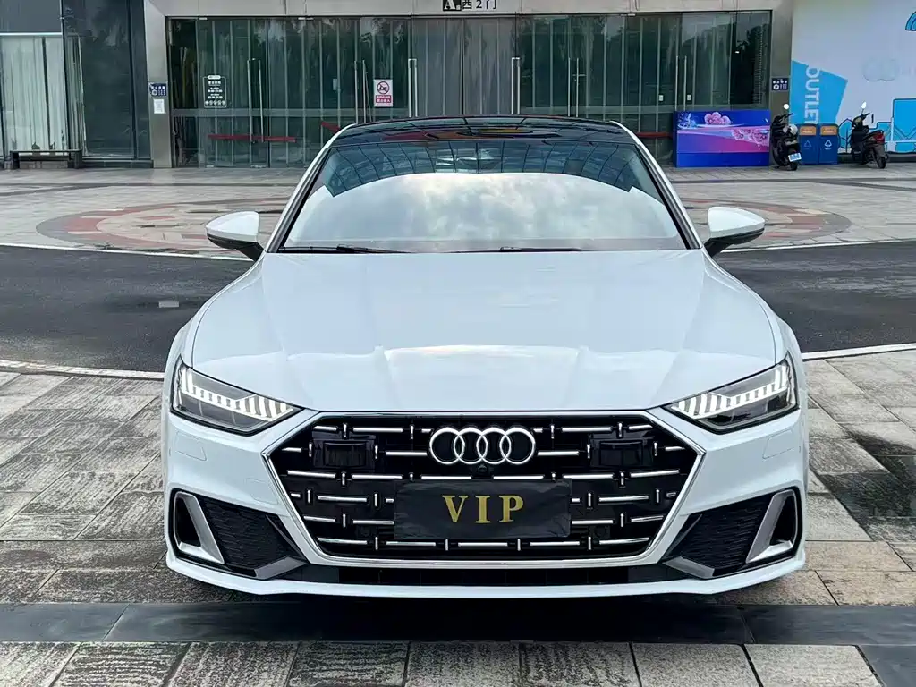 Audi A7L 45TFSI S-line Dream Builder Type Liujing Package, фото 2