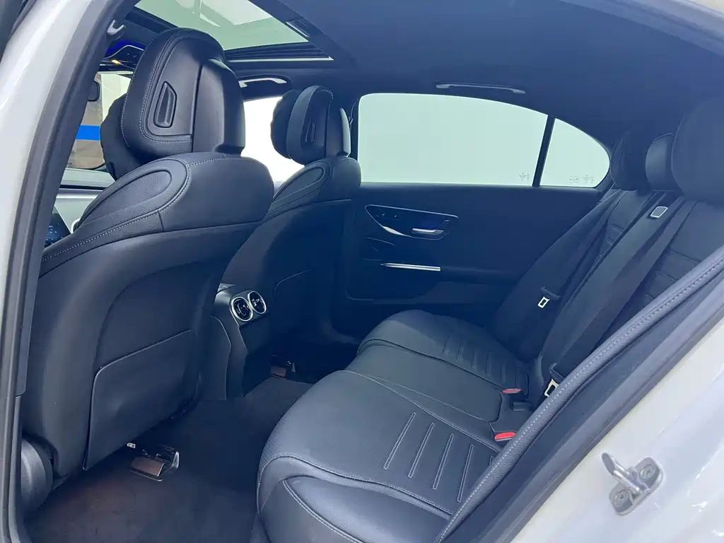 Mercedes-Benz C-Class C 2024 C 200 L Sport