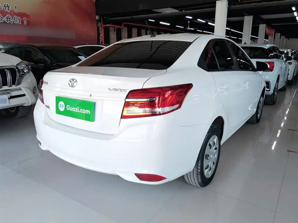 TOYOTA VIOS