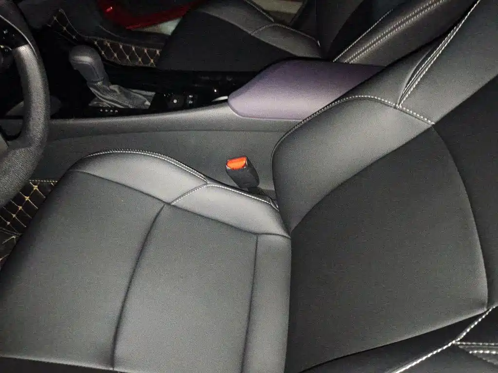 Toyota IZOA — миниатюра 8
