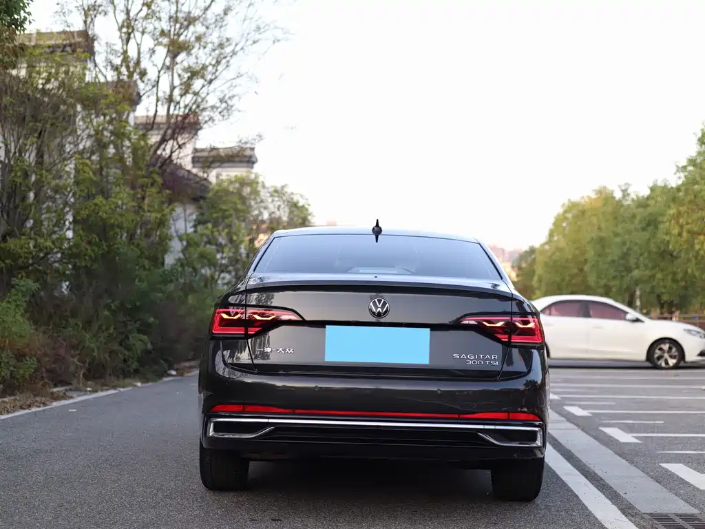 Volkswagen Sagitar — миниатюра 6