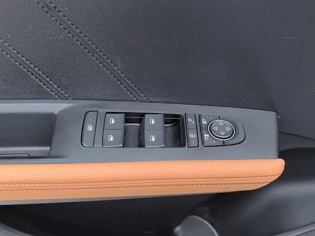 BYD e2 — миниатюра 9