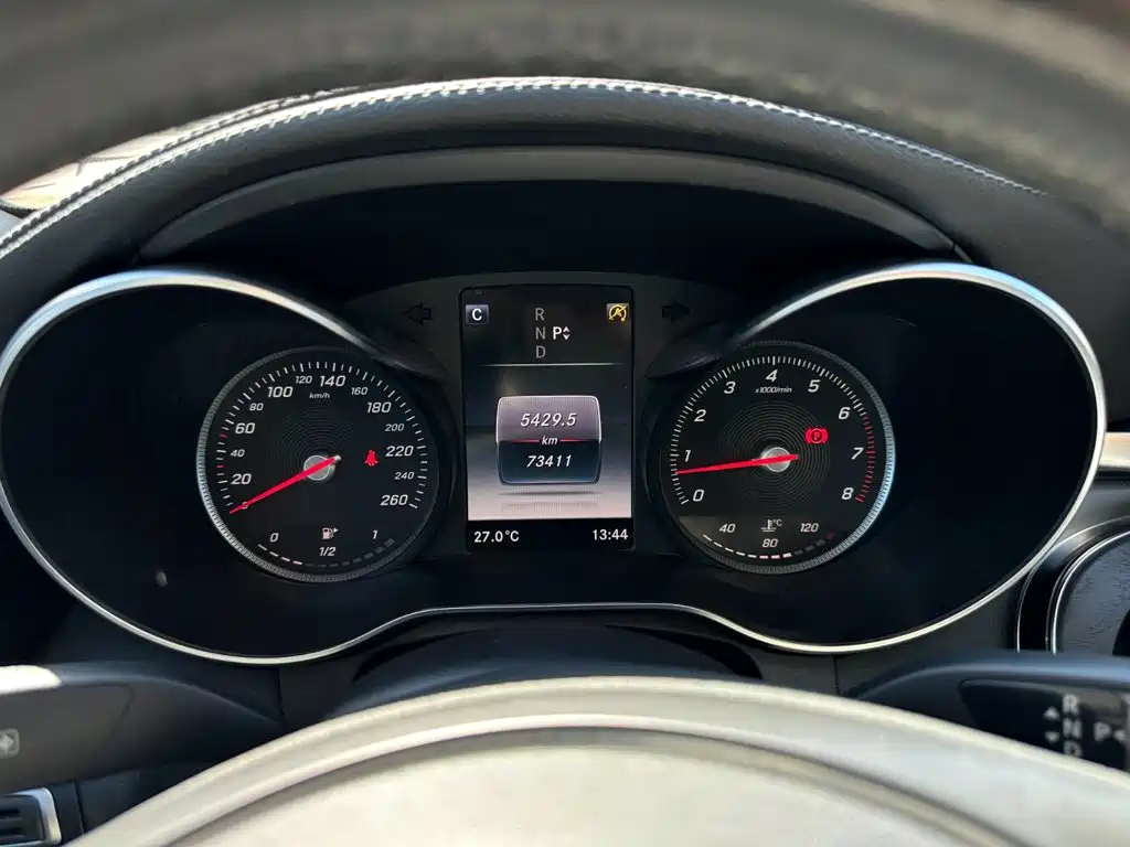 Mercedes-Benz C-Class — миниатюра 11