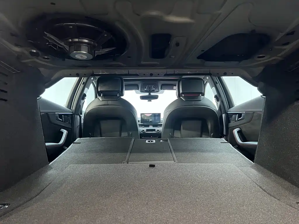 Audi A4L — миниатюра 11