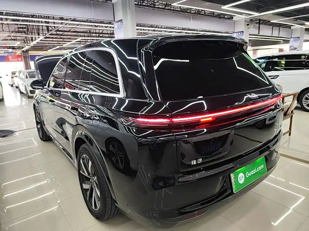 Li Auto L8 2023 Pro