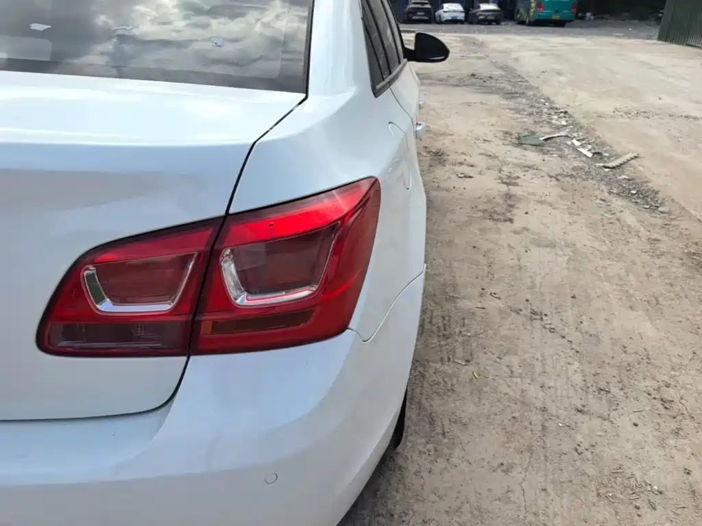 Chevrolet Cruze — миниатюра 8