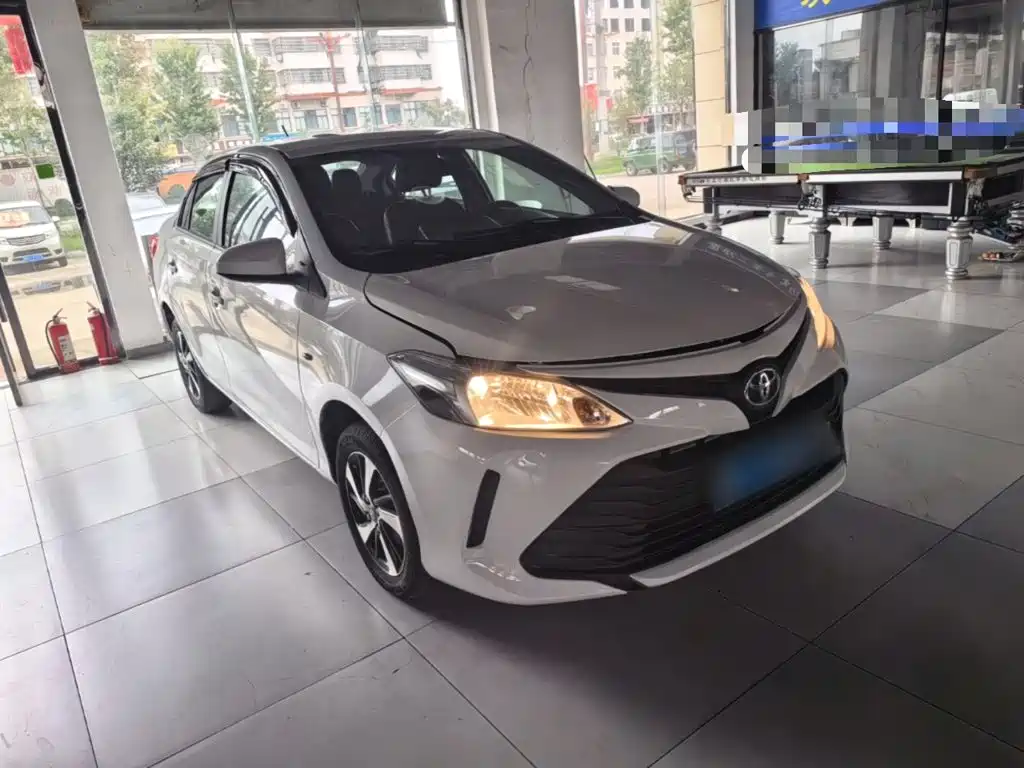 Toyota Vios — миниатюра 4