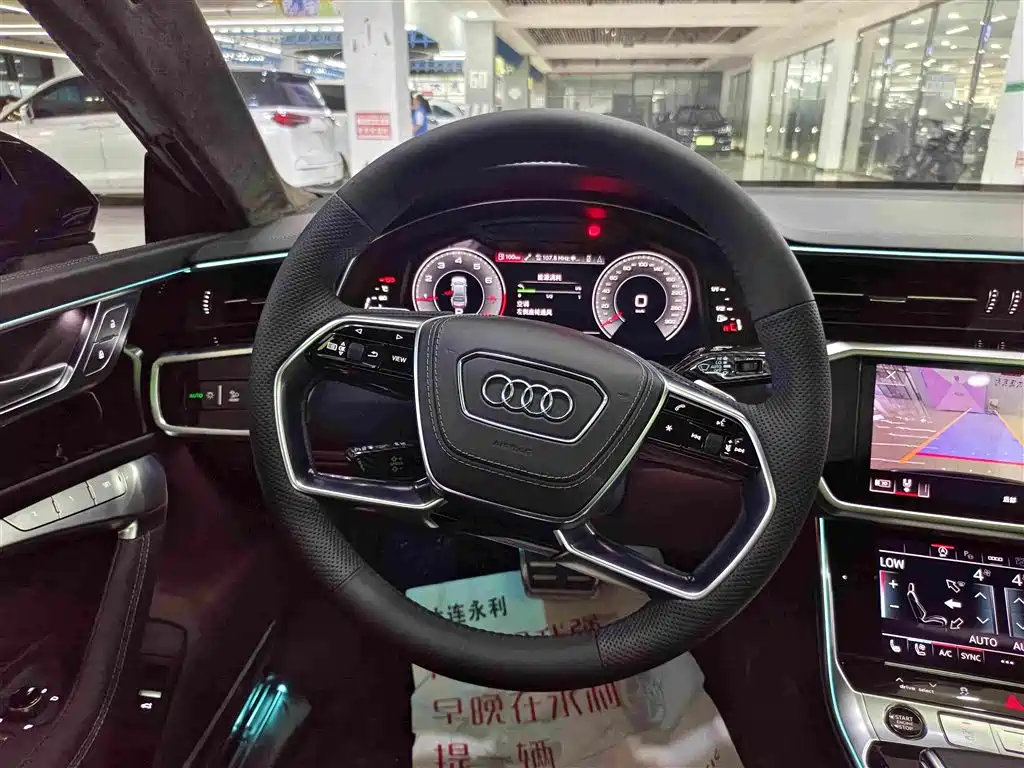 Audi A7L — миниатюра 12