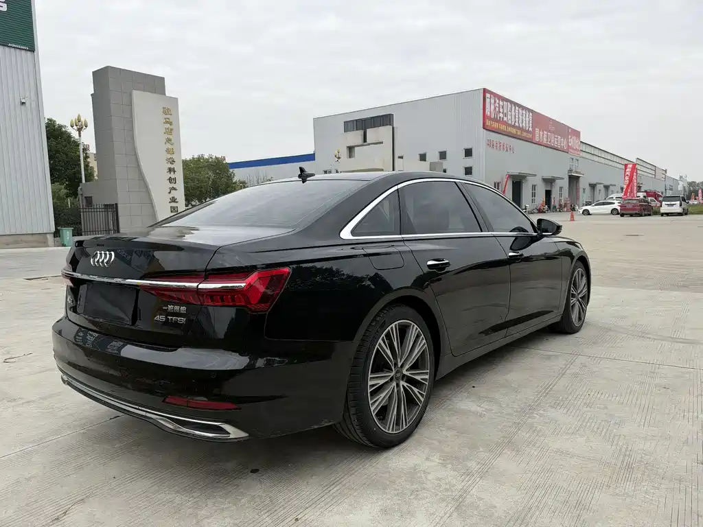 Audi A6L — миниатюра 8