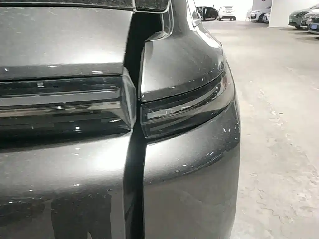 Li Auto Li L8 — миниатюра 8