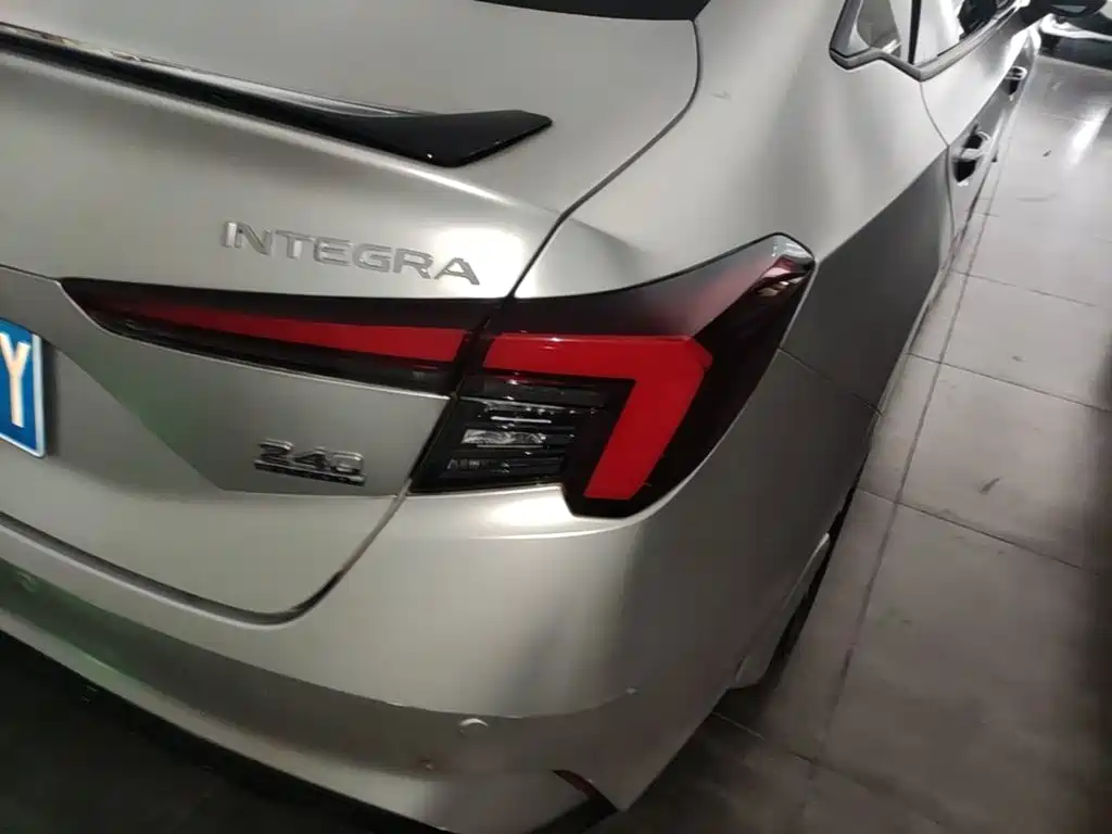 Honda Integra — миниатюра 8