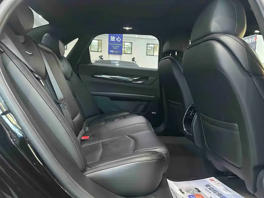 Cadillac CT6 — миниатюра 7