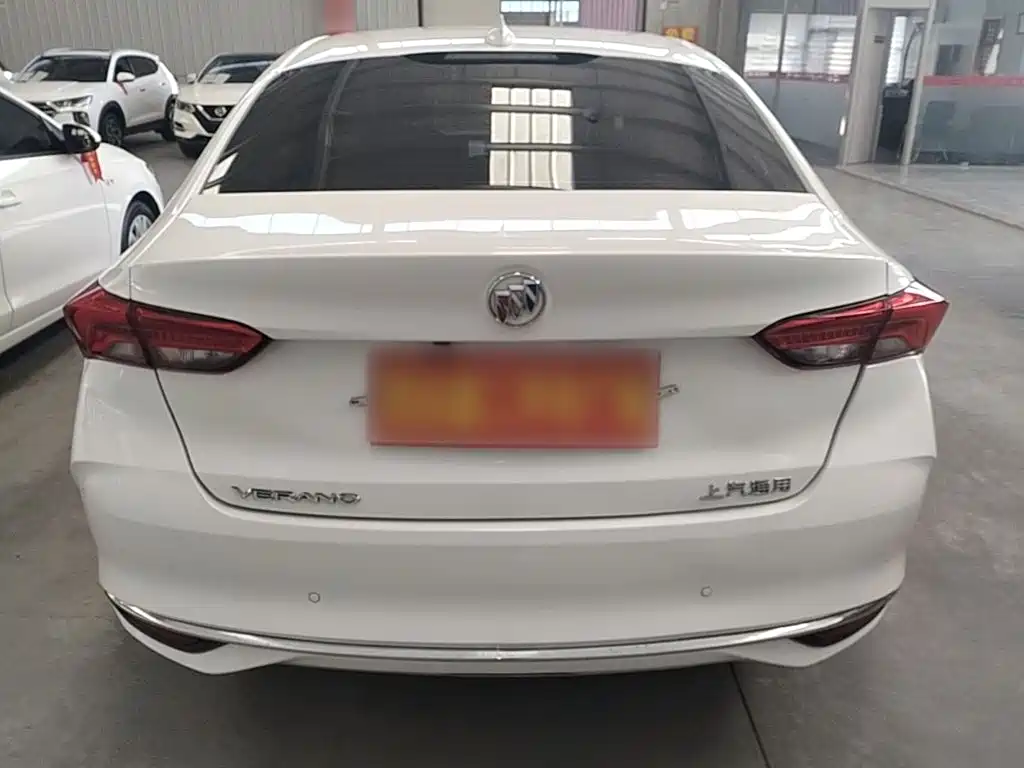 Buick Verano — миниатюра 6