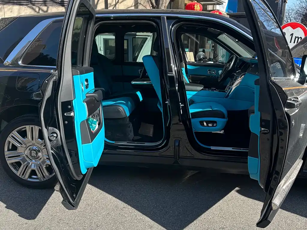 ROLLS-ROYCE CULLINAN