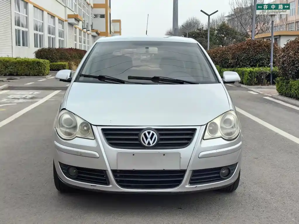 Volkswagen Polo 2007 1.4L AT