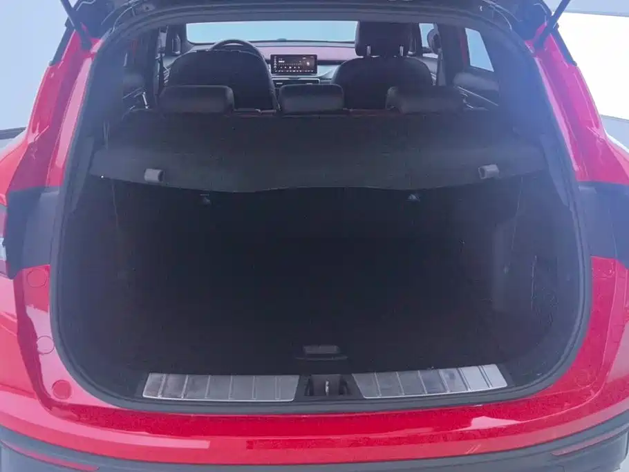 Geely Binyue — миниатюра 4