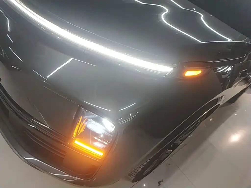 Li Auto Li L9 — миниатюра 24