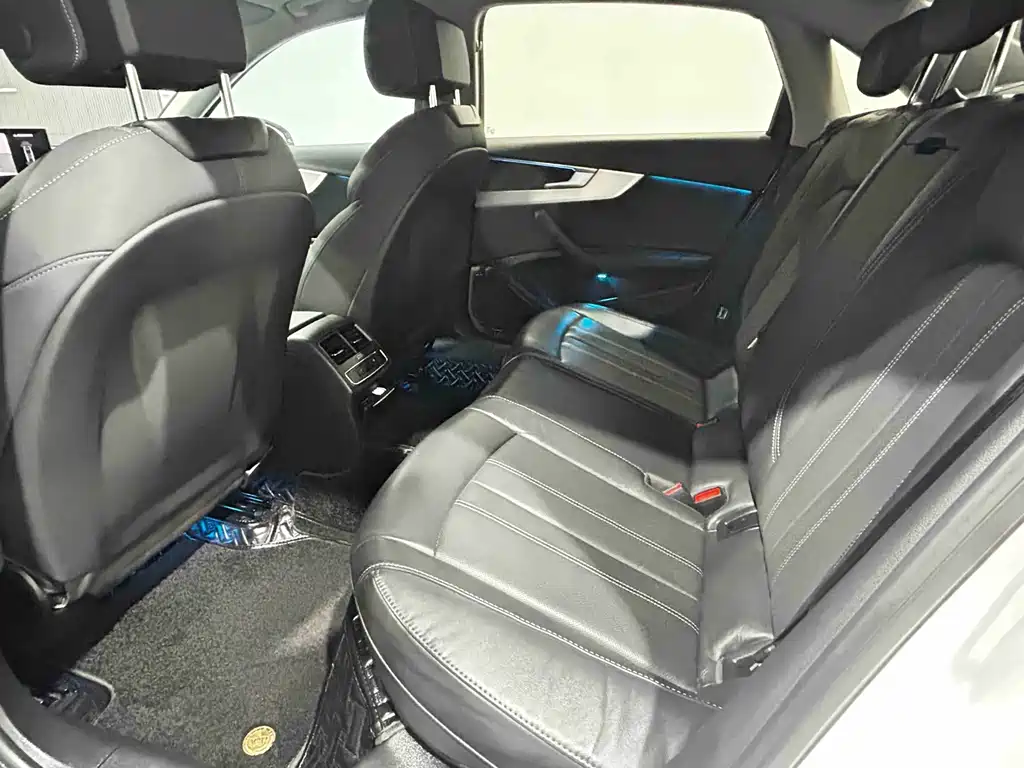 Audi A4L — миниатюра 6