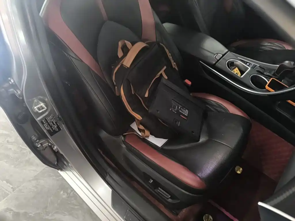 Toyota Avalon — миниатюра 25