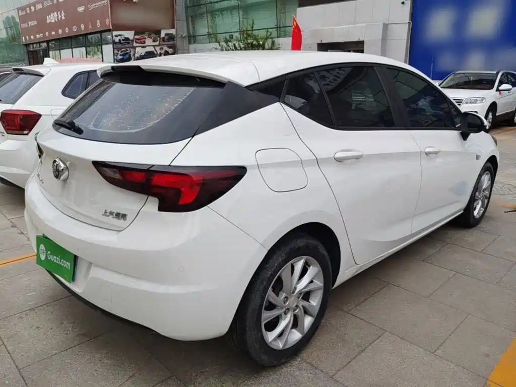 Buick Verano — миниатюра 7