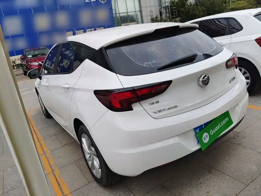 Buick Verano — миниатюра 5