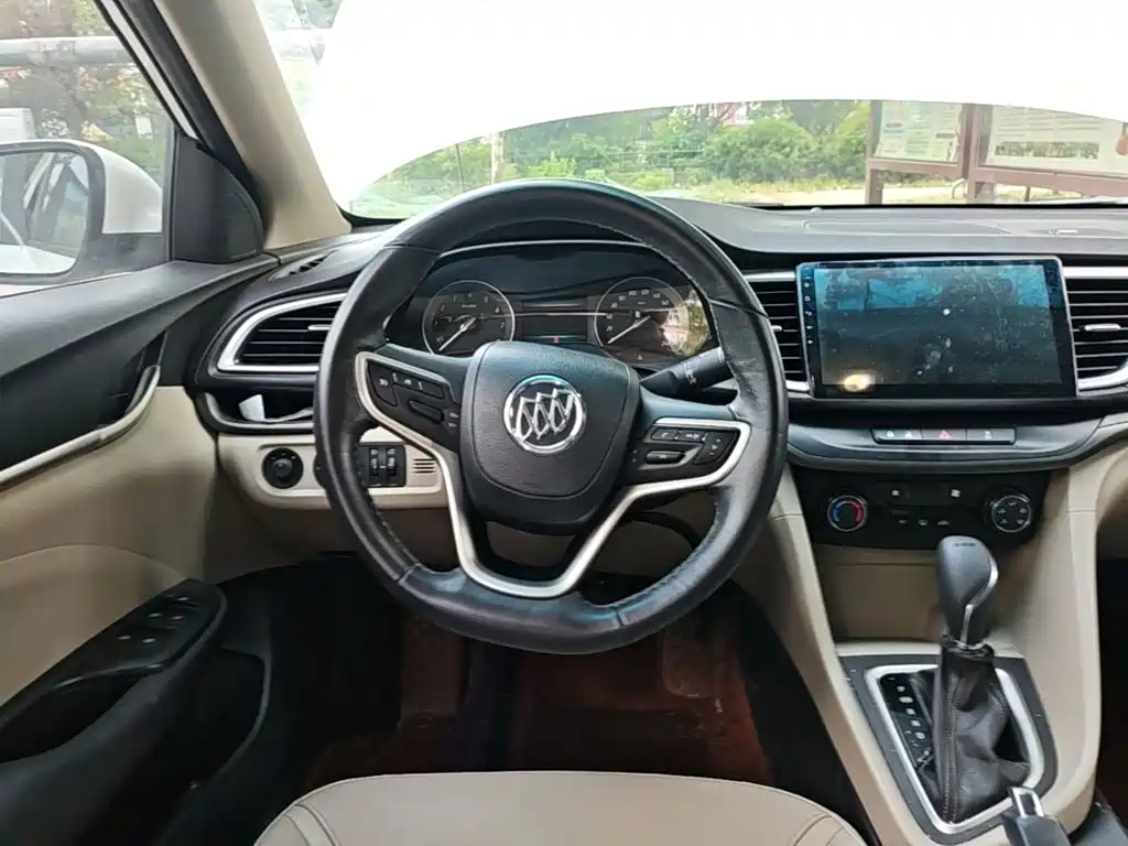 Buick Excelle — миниатюра 11