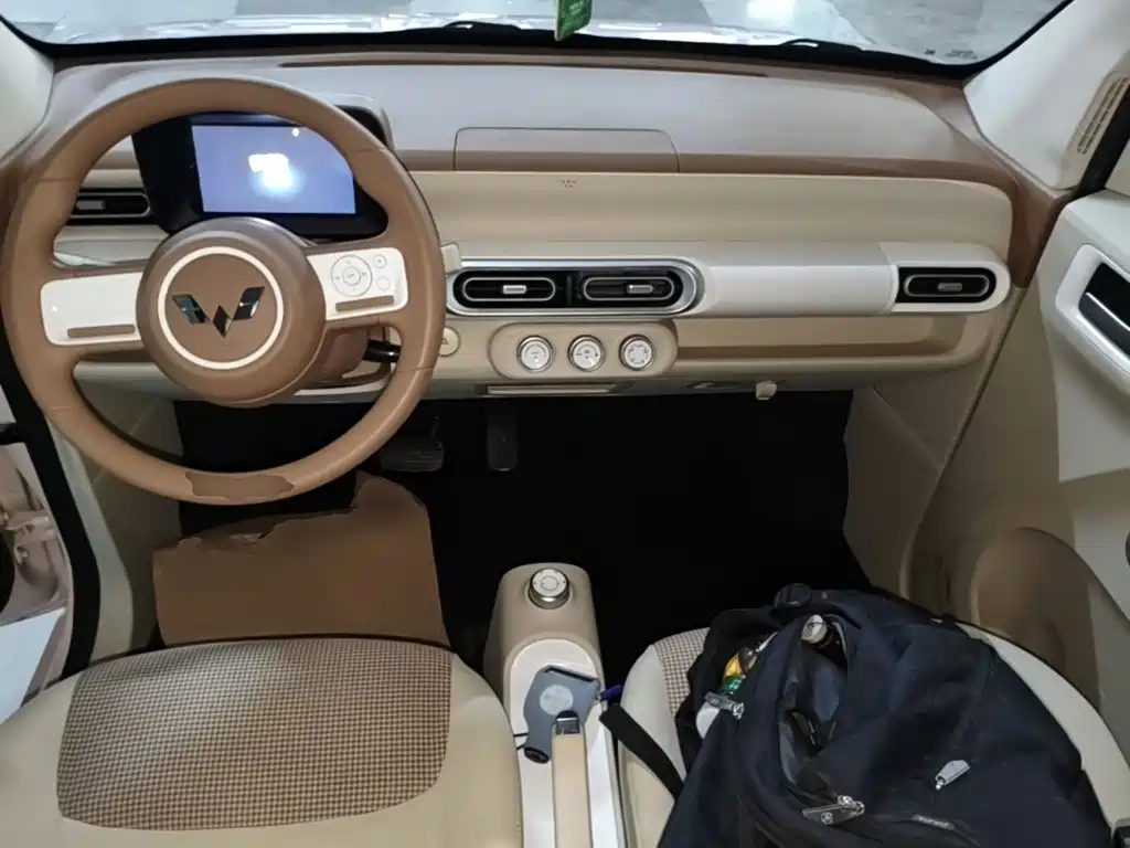 Wuling MINIEV — миниатюра 10