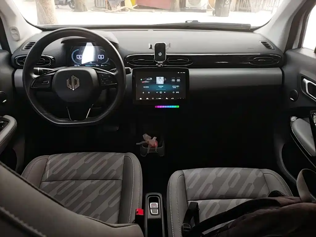 Leapmotor Leapmotor T03 — миниатюра 10
