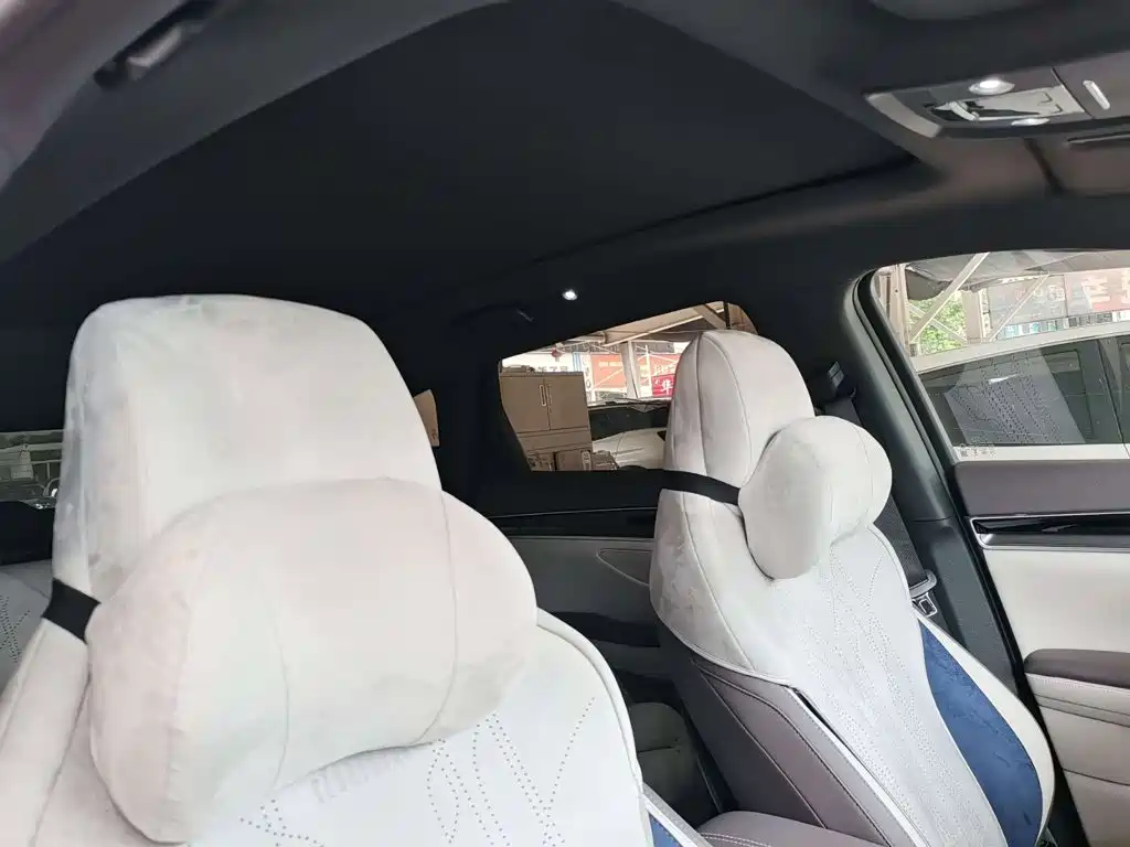 BYD PLUS New Energy — миниатюра 9