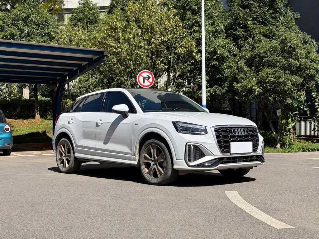 Audi Q2L — миниатюра 3