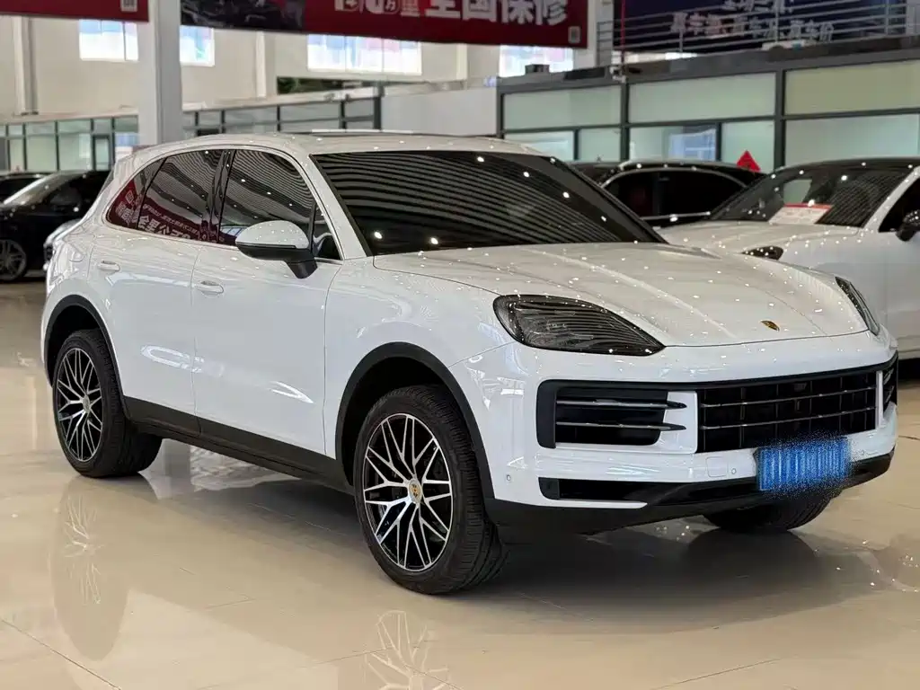 Porsche Cayenne — миниатюра 3