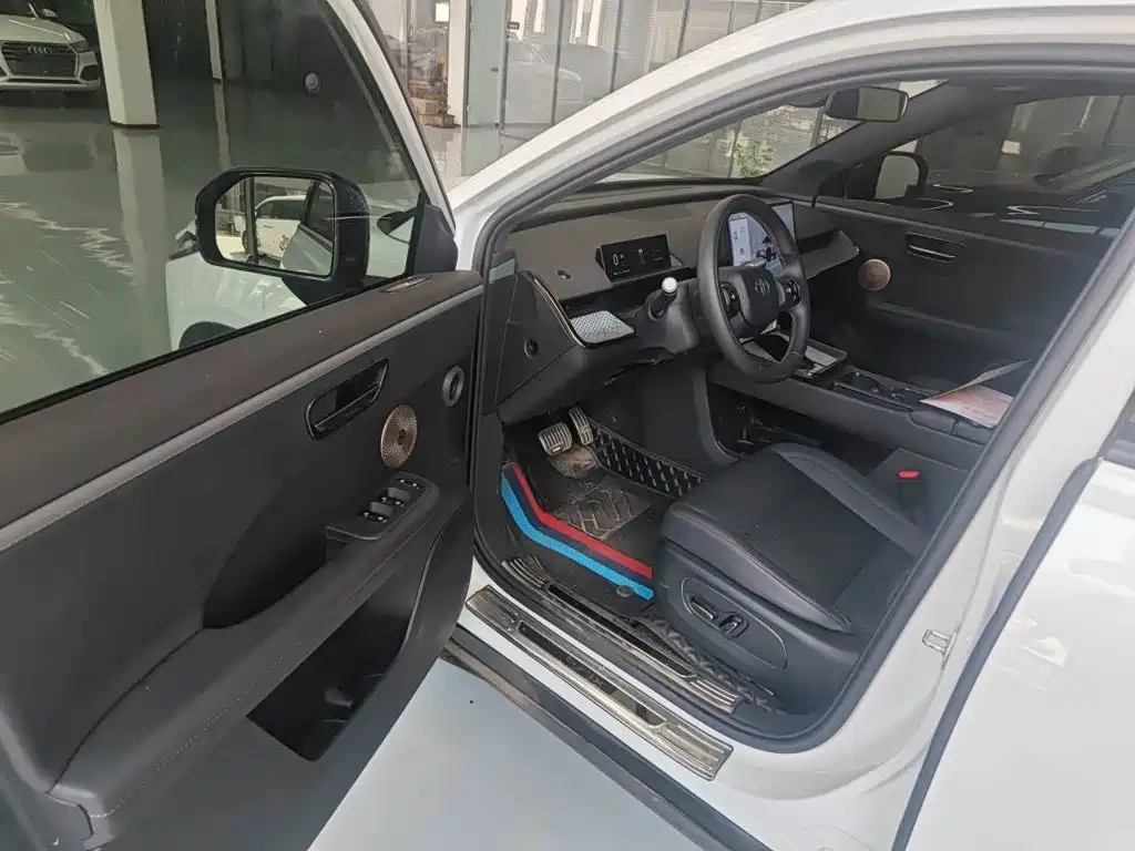 Toyota bZ3X — миниатюра 14