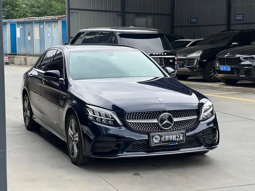 Mercedes-Benz C-Class — миниатюра 3