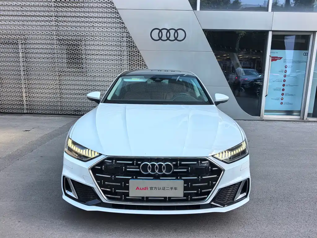 Audi A7L — миниатюра 2