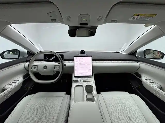 NIO ET7 — миниатюра 8