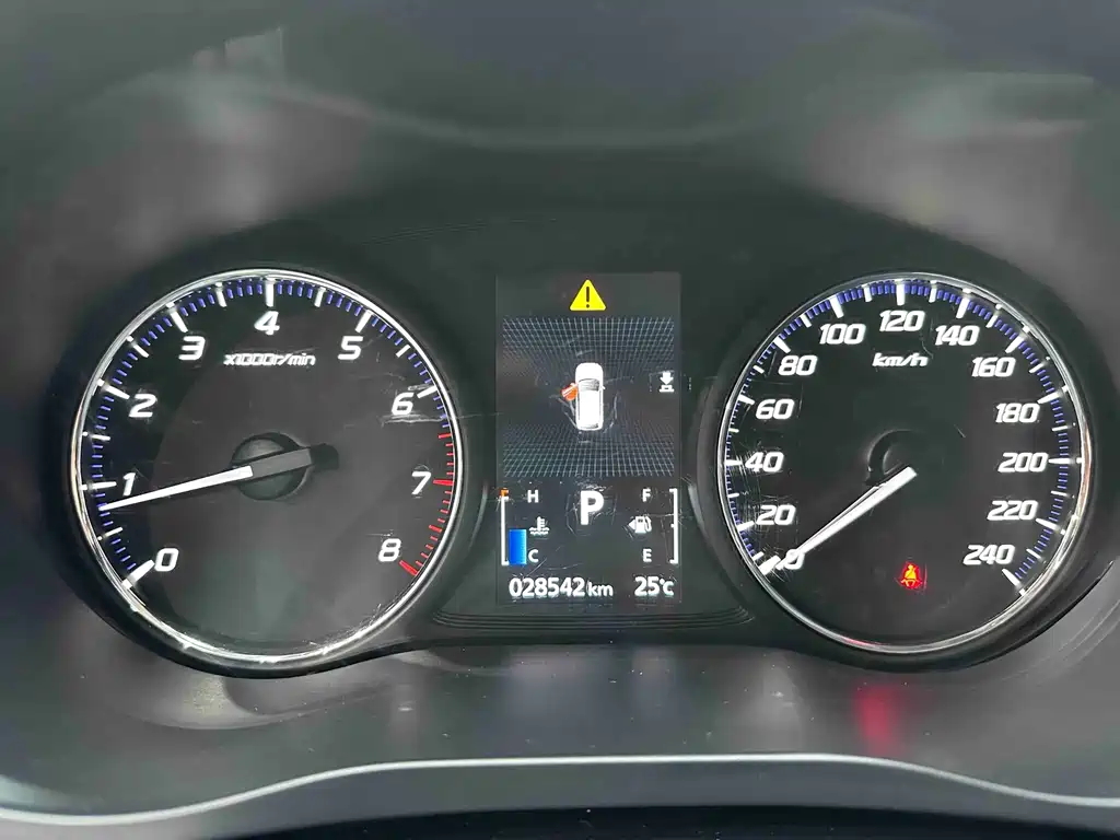 Mitsubishi Outlander — миниатюра 10