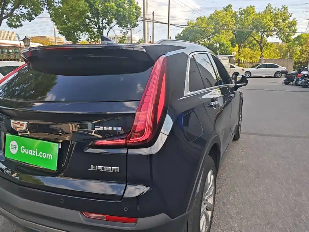 Cadillac XT4 — миниатюра 8