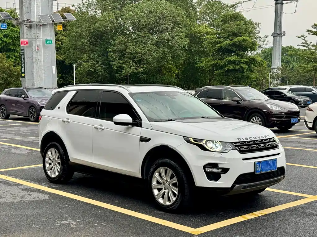 Land Rover Discovery Sport — миниатюра 4