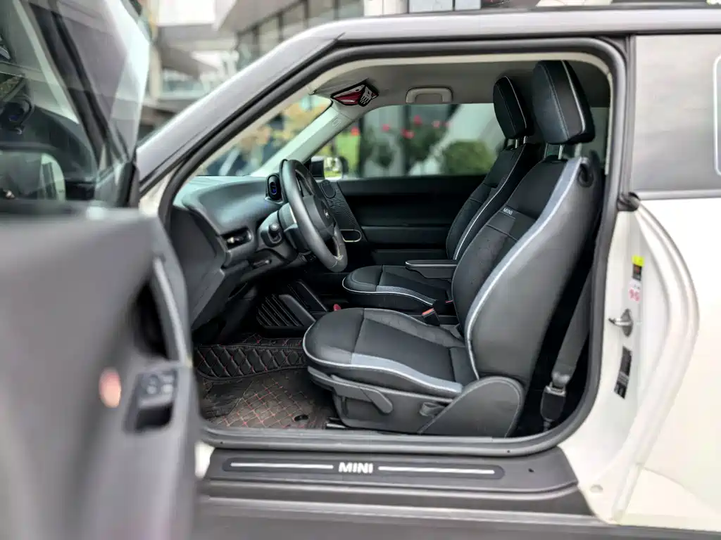 MINI MINI COOPER EV — миниатюра 10