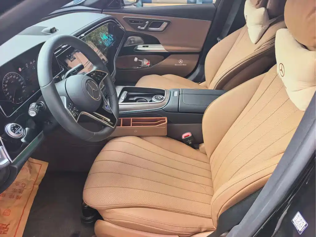 Mercedes-Benz E-Class — миниатюра 2