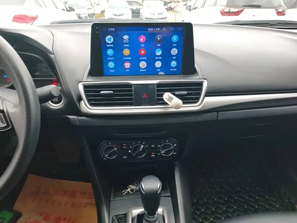 Mazda 3 Axela — миниатюра 13