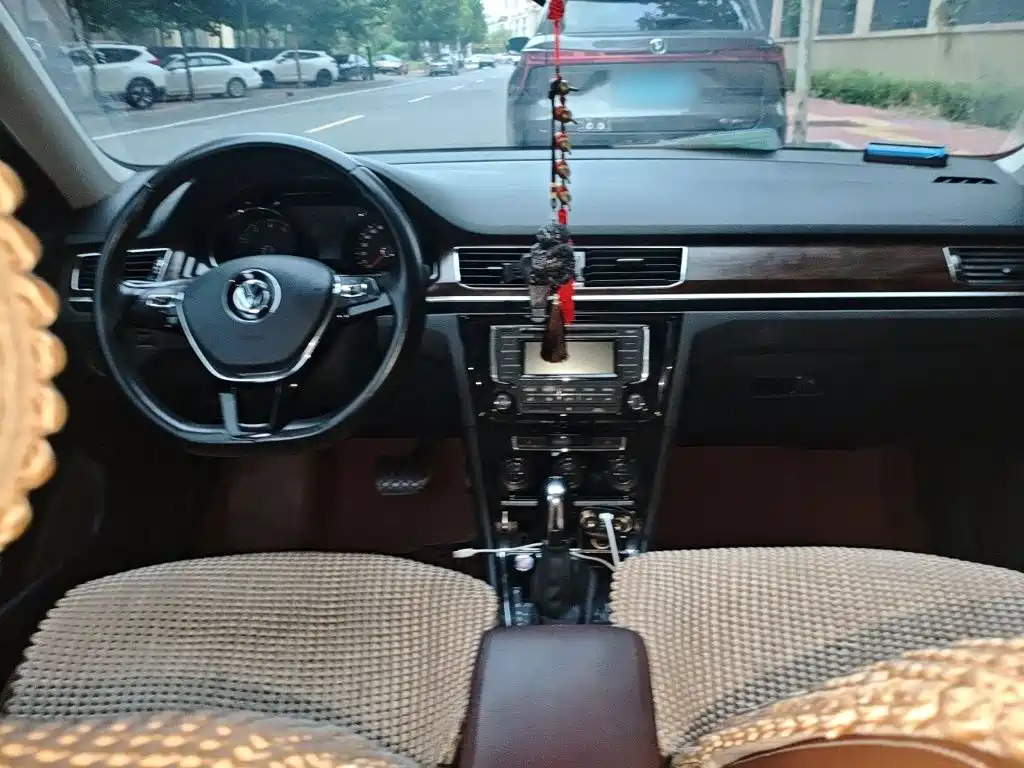 Volkswagen Bora — миниатюра 5